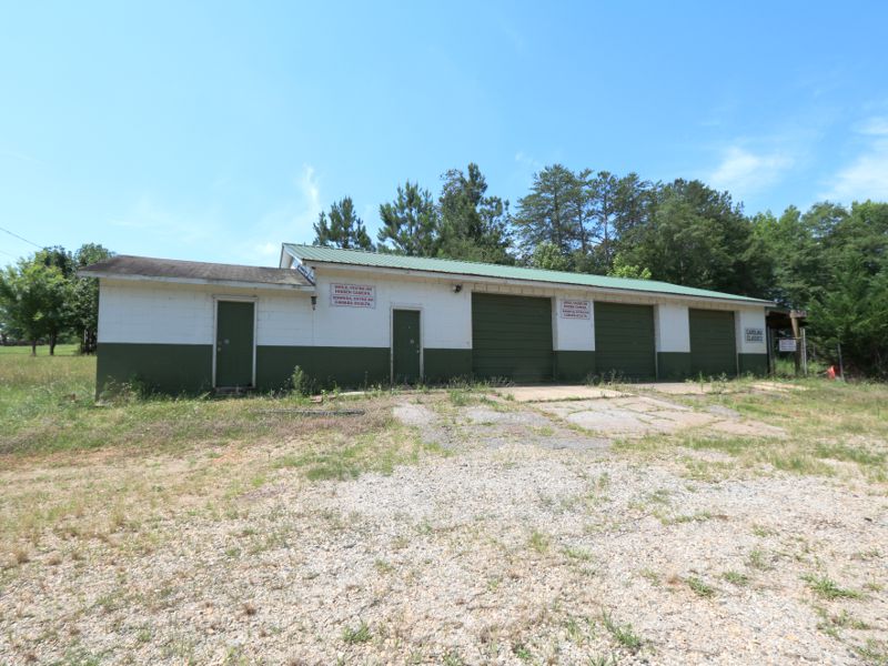 Building sold on Old Ansel School Rd in Greer