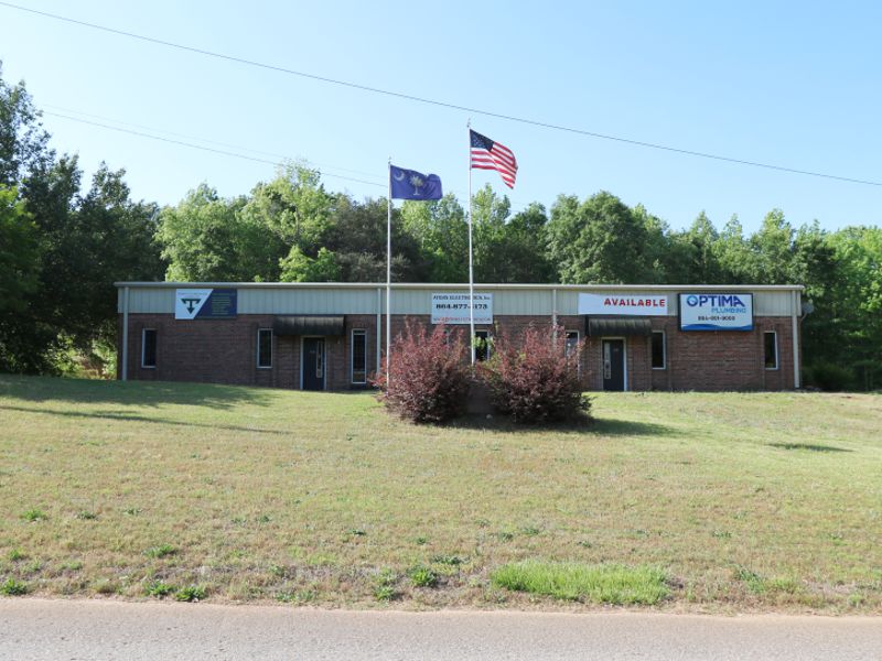 5,000 sf space leased at 335 Old Jones Rd in Greer